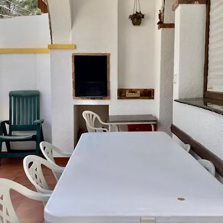 Casa Pareada Con Jardin - Es-9-185